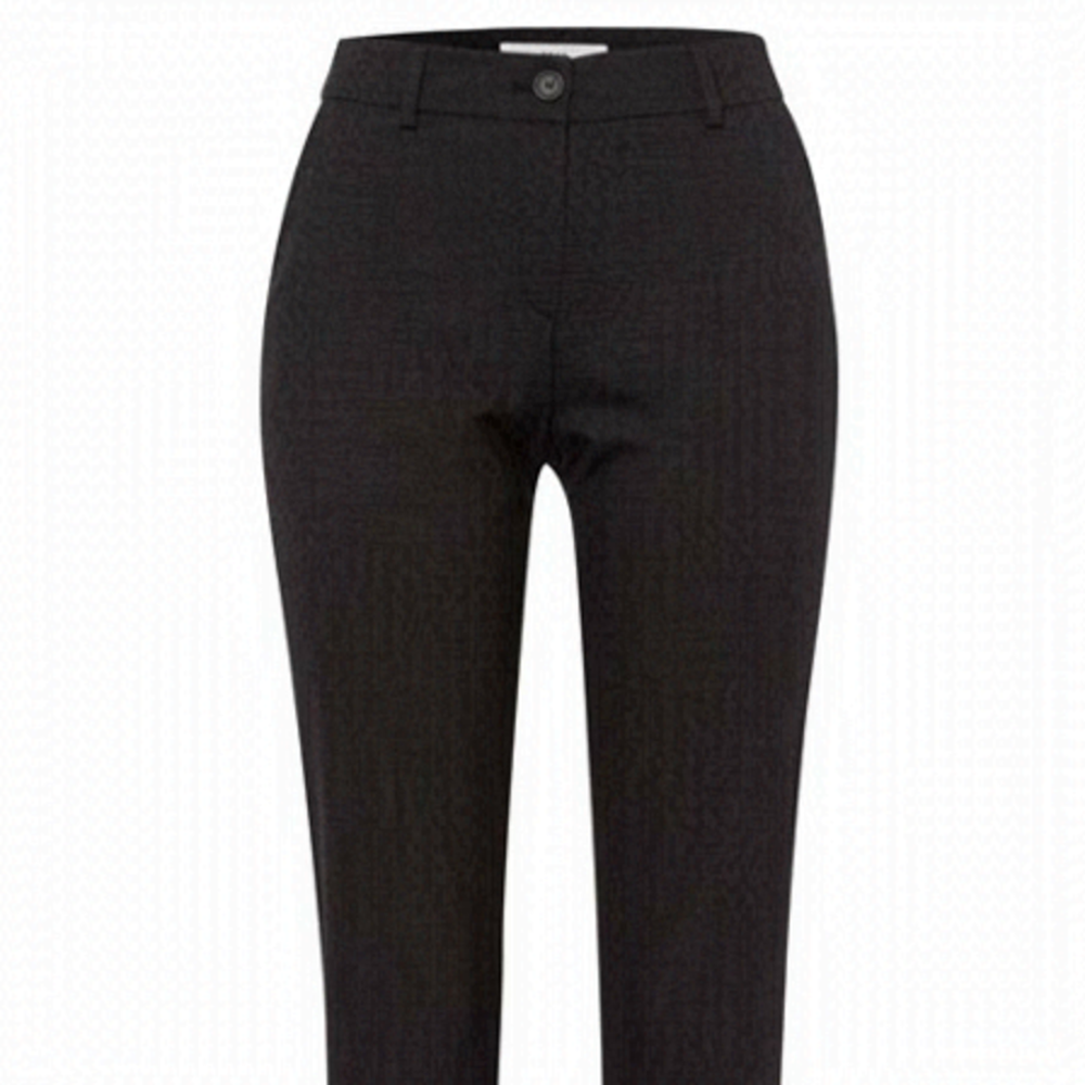 BRAX BNWT Womens 34x32 Black Pants Slim Fit
